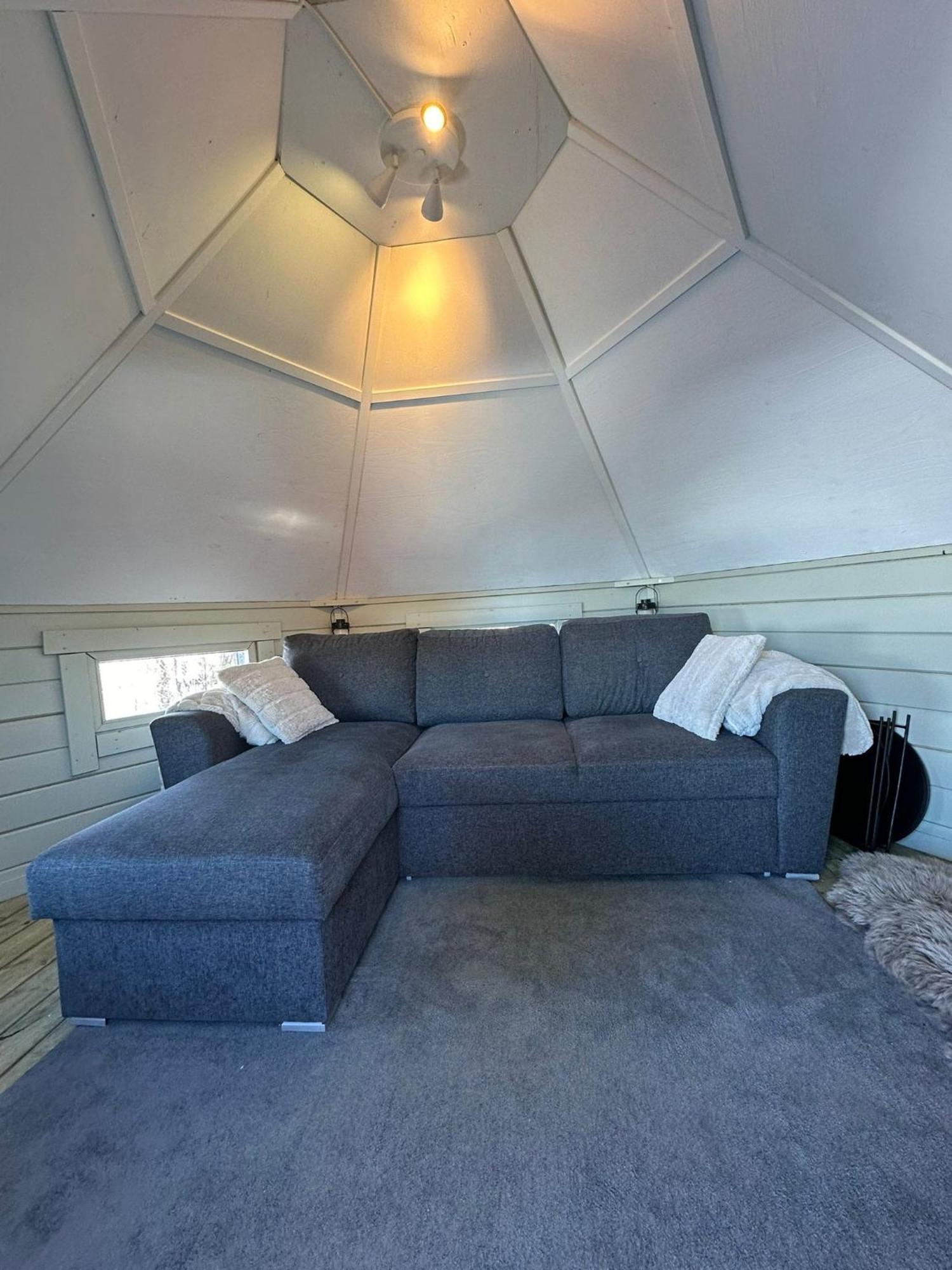Camp Caroli Hobbit Hut Villa Jukkasjärvi Екстериор снимка